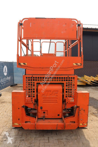Plataforma elevadora JLG