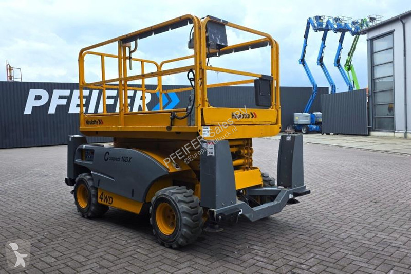 升降机 Haulotte COMPACT 10DX Diesel, 4x4 Drive,...