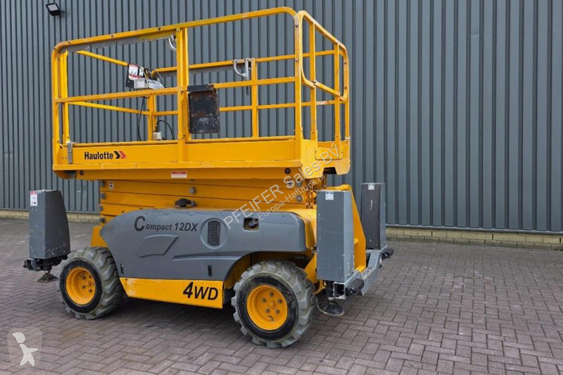 升降机 Haulotte Compact 12DX Diesel, 4x4 Drive,...