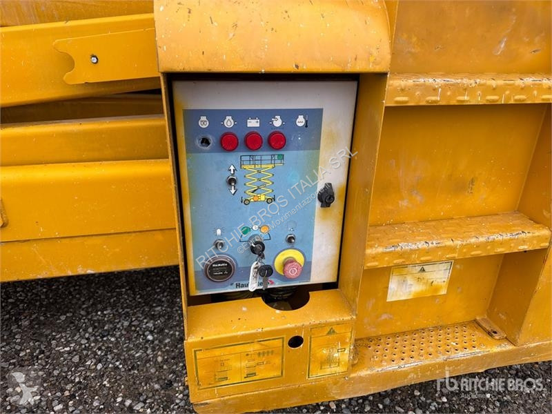 Nacela Haulotte HA18SDX Diesel Scissor Lift