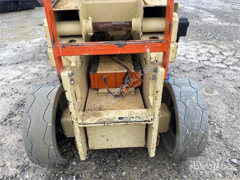 Plataforma JLG V A166 Electric Scissor Lift