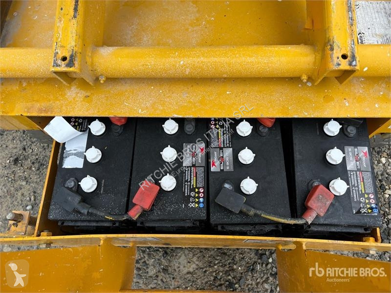 升降机 Haulotte 8W NT Electric Scissor Lift