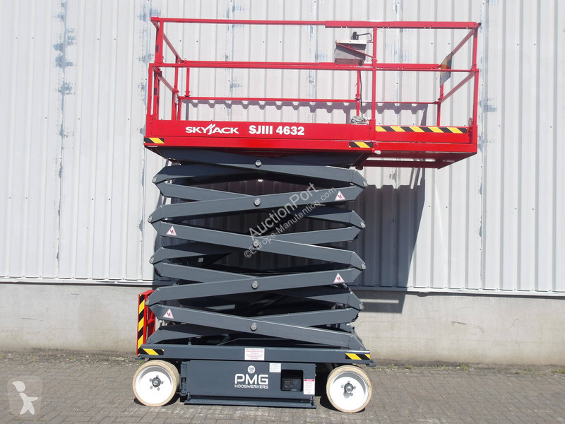 升降机 Skyjack SJ4632