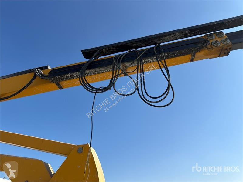 Emelőkosár Haulotte Articulating Boom Lift