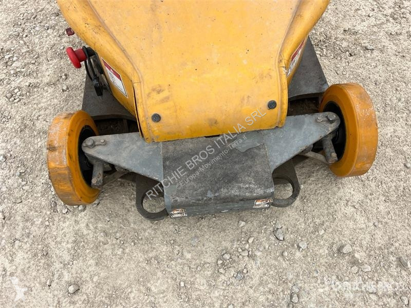Plataforma elevadora Haulotte Vertical Mast Lift
