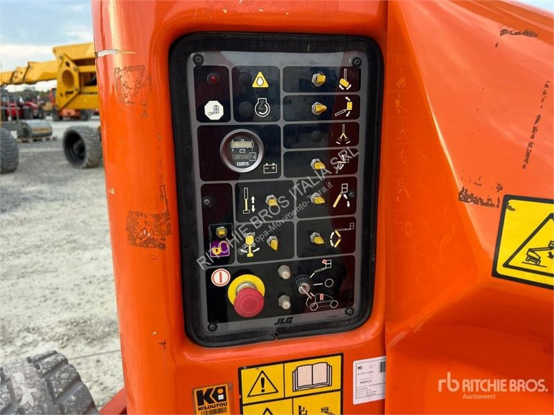 Plataforma elevadora JLG 450AJ  Electric...