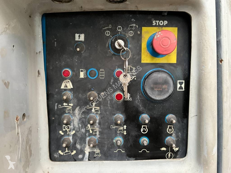 Plataforma Genie 51/30