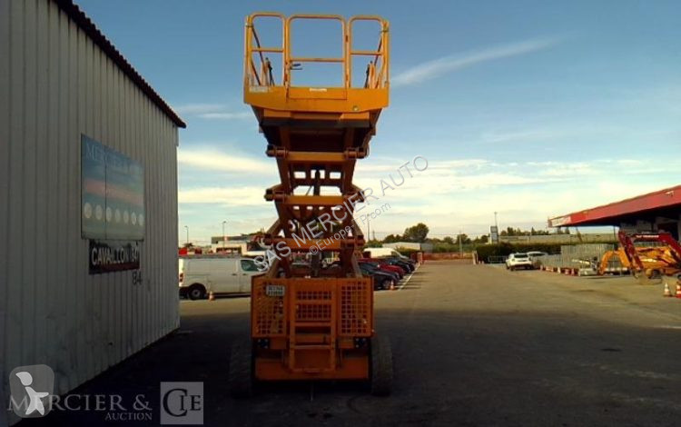 Plataforma elevadora JLG autre