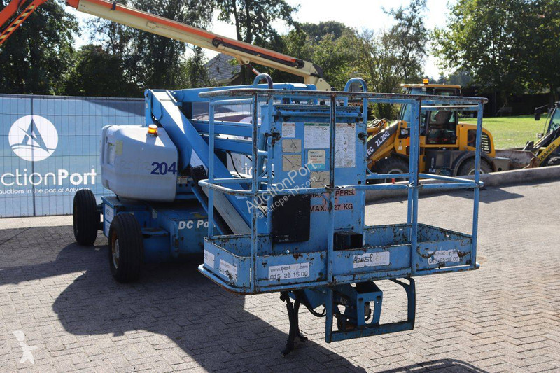 Plataforma Genie Z45/25