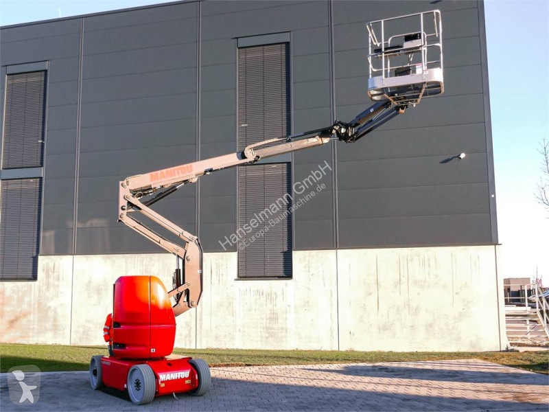 منصة تلسكوبية Manitou 120 AETJC