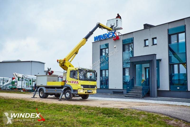 Lift Versalift VT-51-NF