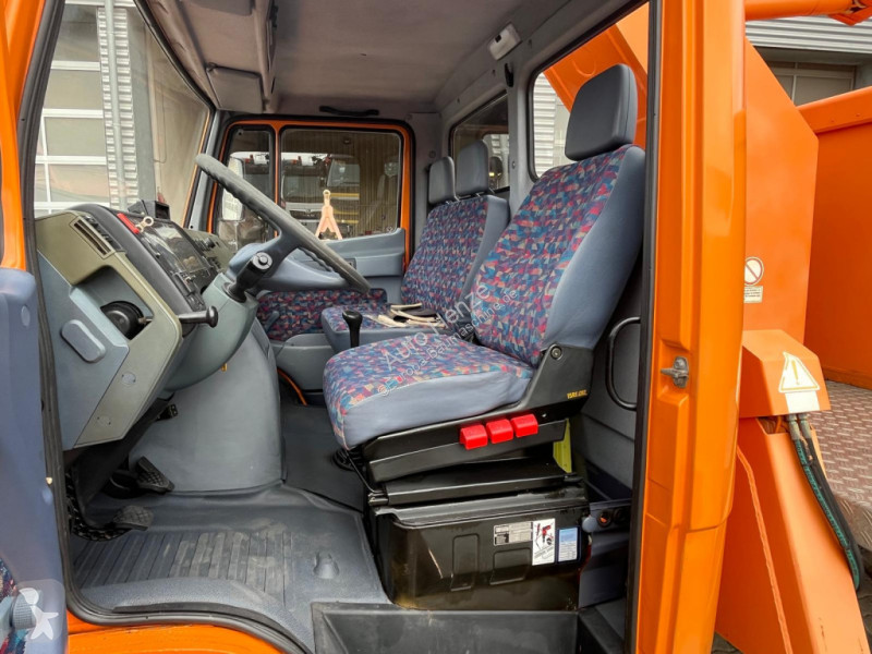 Camión Mercedes Vario 612 D Hubarbeitsbühne...