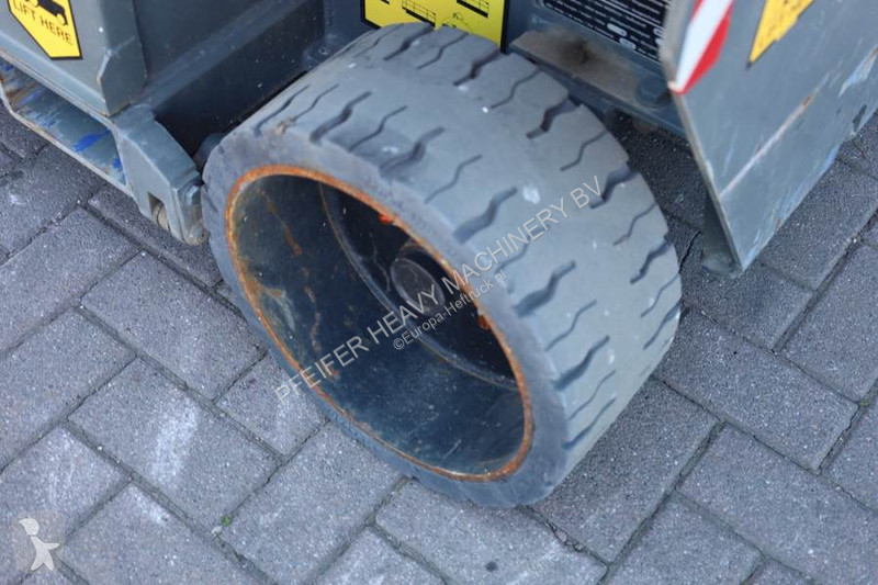 Piattaforma aerea Hollandlift Ecostar HL-9710...