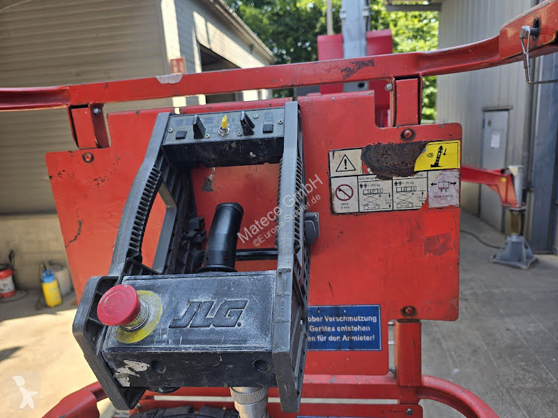 Piattaforma aerea JLG