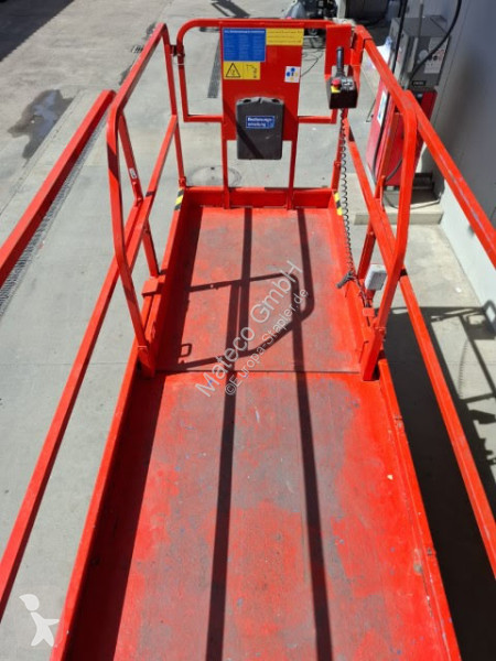 منصة تلسكوبية Genie GS-4047