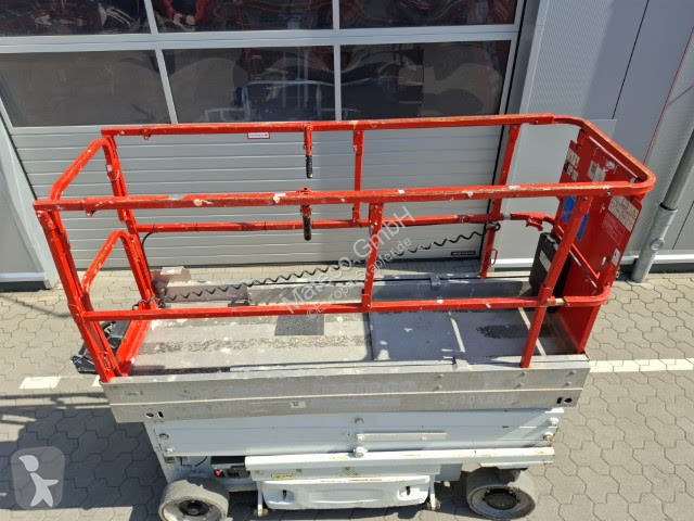 Piattaforma aerea JLG