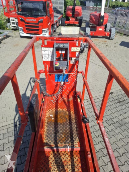 Piattaforma aerea JLG 2032ES
