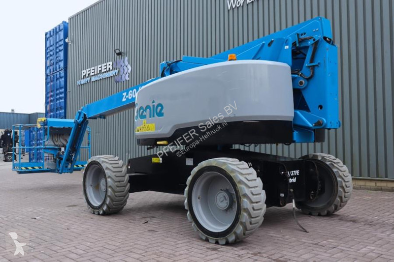 Vysokozdvižná plošina Genie Z60/37FE Hybrid 4x4...