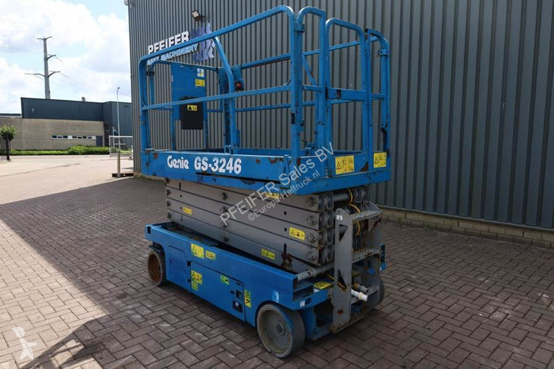Lift Genie Electric, Working Height 11.75 m,...