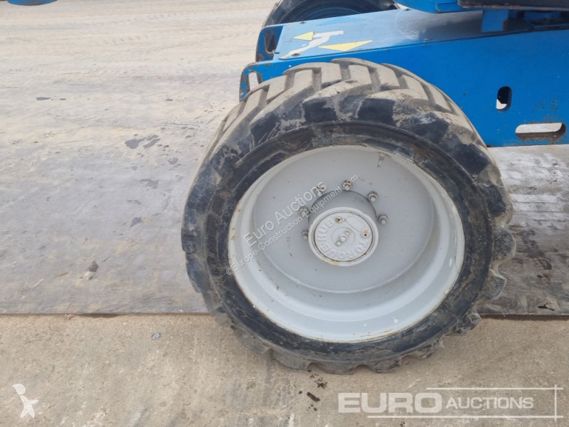 منصة تلسكوبية  Z45/25