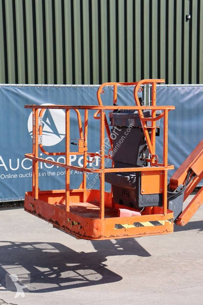 Hoogwerker JLG 460SJ
