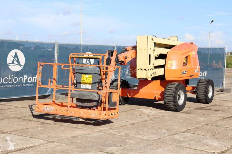 Nacela JLG 450AJ