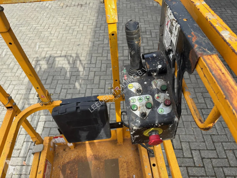 منصة تلسكوبية Haulotte electric scissorlift,...