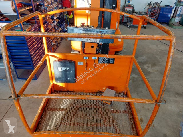 منصة تلسكوبية JLG TOUCAN 1210