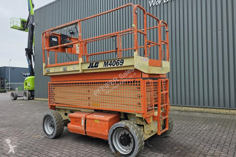 Plataforma elevadora JLG M4069 Hybrid, 14.2m...