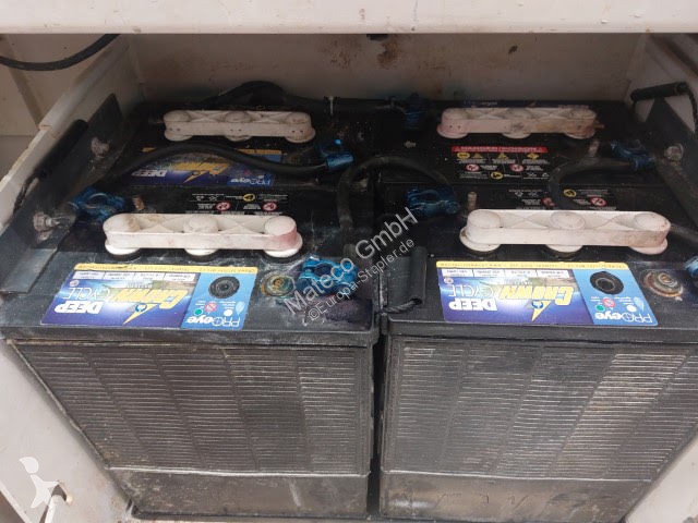 منصة تلسكوبية JLG M4069