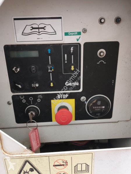 منصة تلسكوبية Genie GS4390