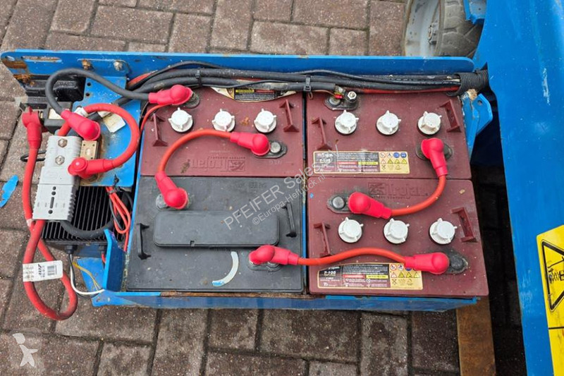 Vysokozdvižná plošina Genie Electric, Working...
