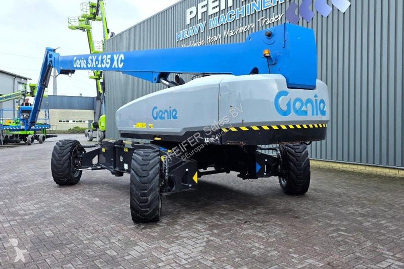 Vysokozdvižná plošina Genie SX135XC Diesel, 43m...