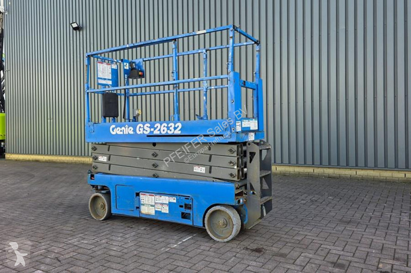 منصة تلسكوبية Genie Electric, 10m Working...