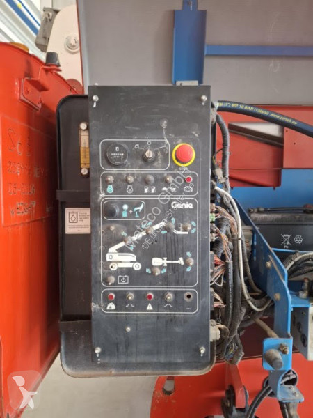 منصة تلسكوبية Genie S60