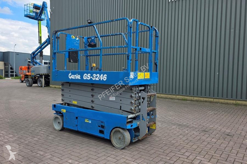 منصة تلسكوبية Genie Electric, Working Height...