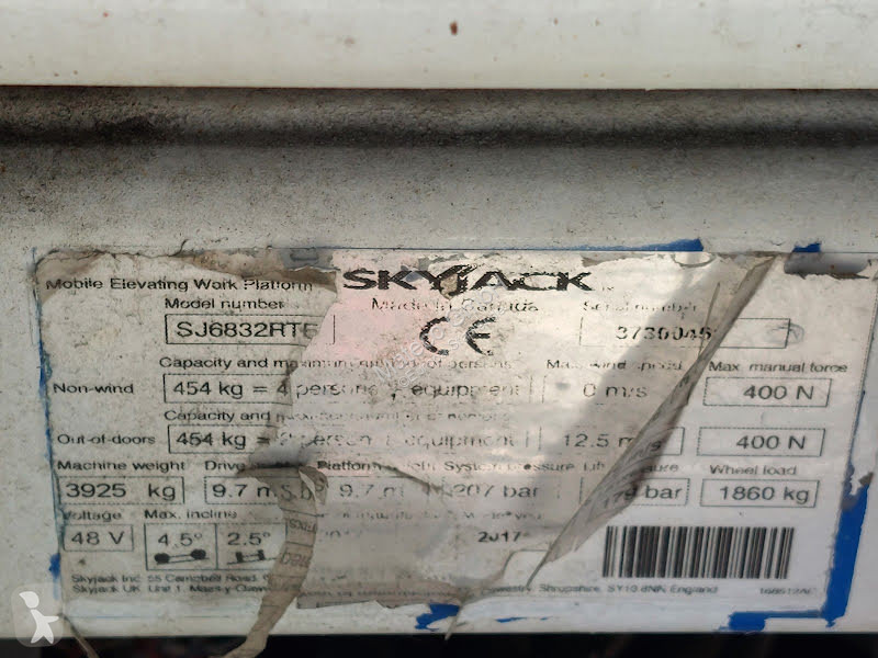 Vysokozdvižná plošina Skyjack SJ6832