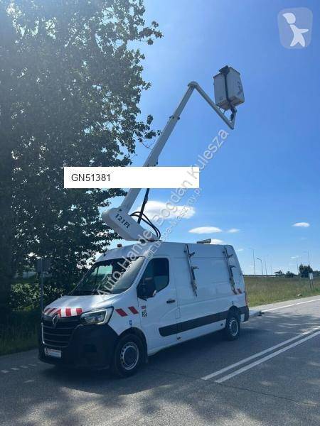 Lift Renault 121ft
