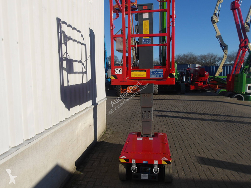 منصة تلسكوبية Skyjack SJ16