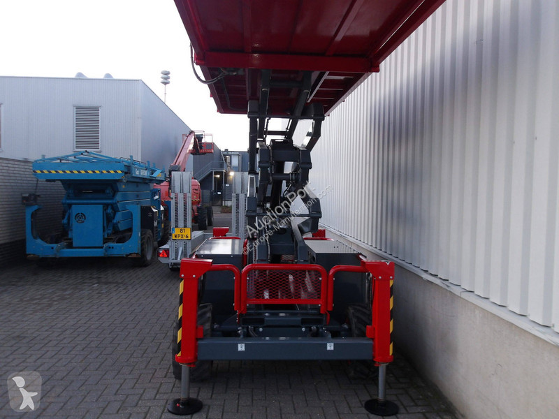 منصة تلسكوبية Skyjack SJ6832RT