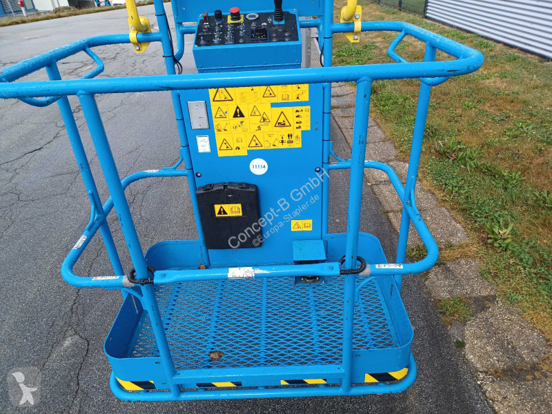 منصة تلسكوبية Genie Z30/20N RJ