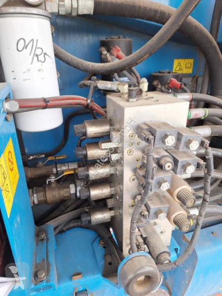 منصة تلسكوبية Genie Z135/70