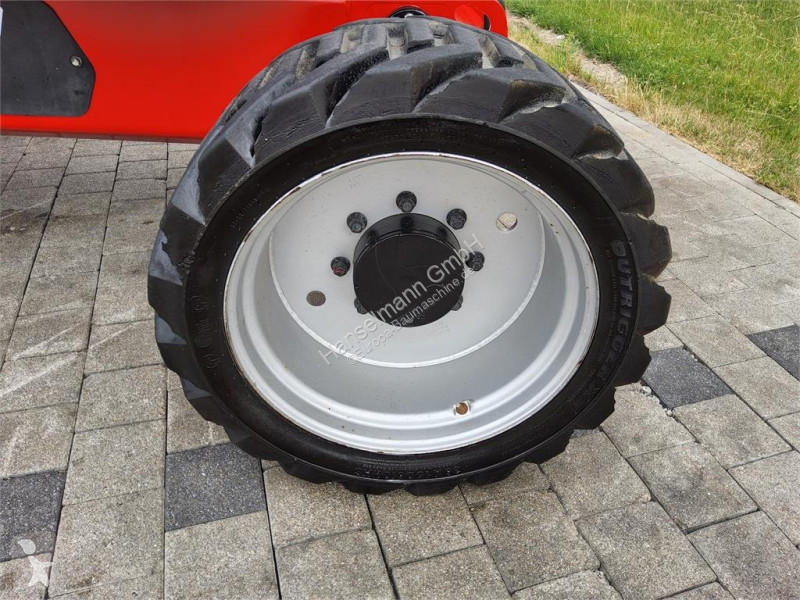 منصة تلسكوبية Manitou Plus