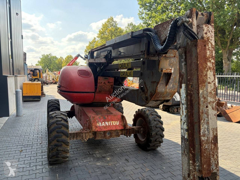 Plataforma elevadora Manitou