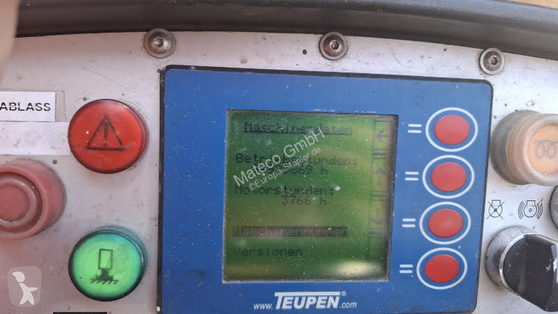 منصة تلسكوبية Teupen LEO 30 T