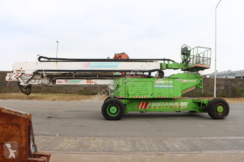 Piattaforma aerea JLG