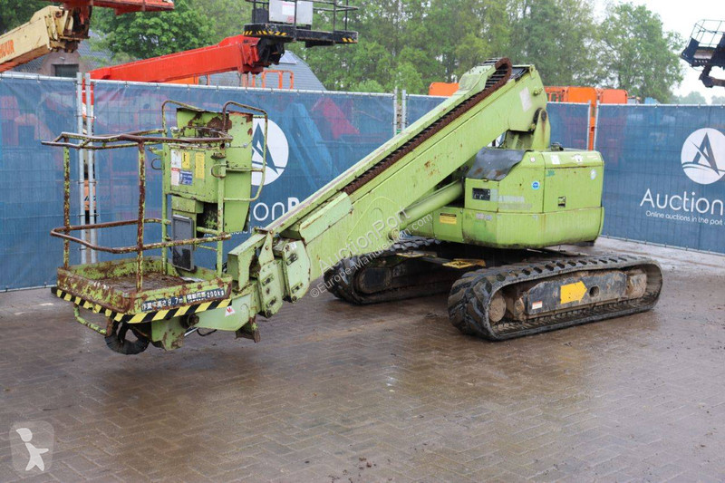 Nacela Hitachi HX99B