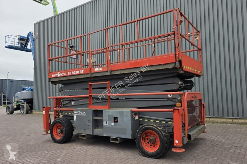Hoogwerker Skyjack SJ9250RT Diesel, 4x4 Drive,...