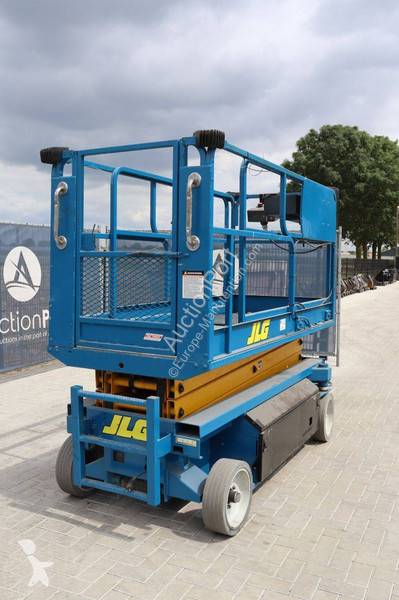 Plataforma elevadora JLG 2046-E
