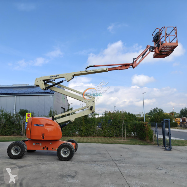 Plataforma elevadora JLG